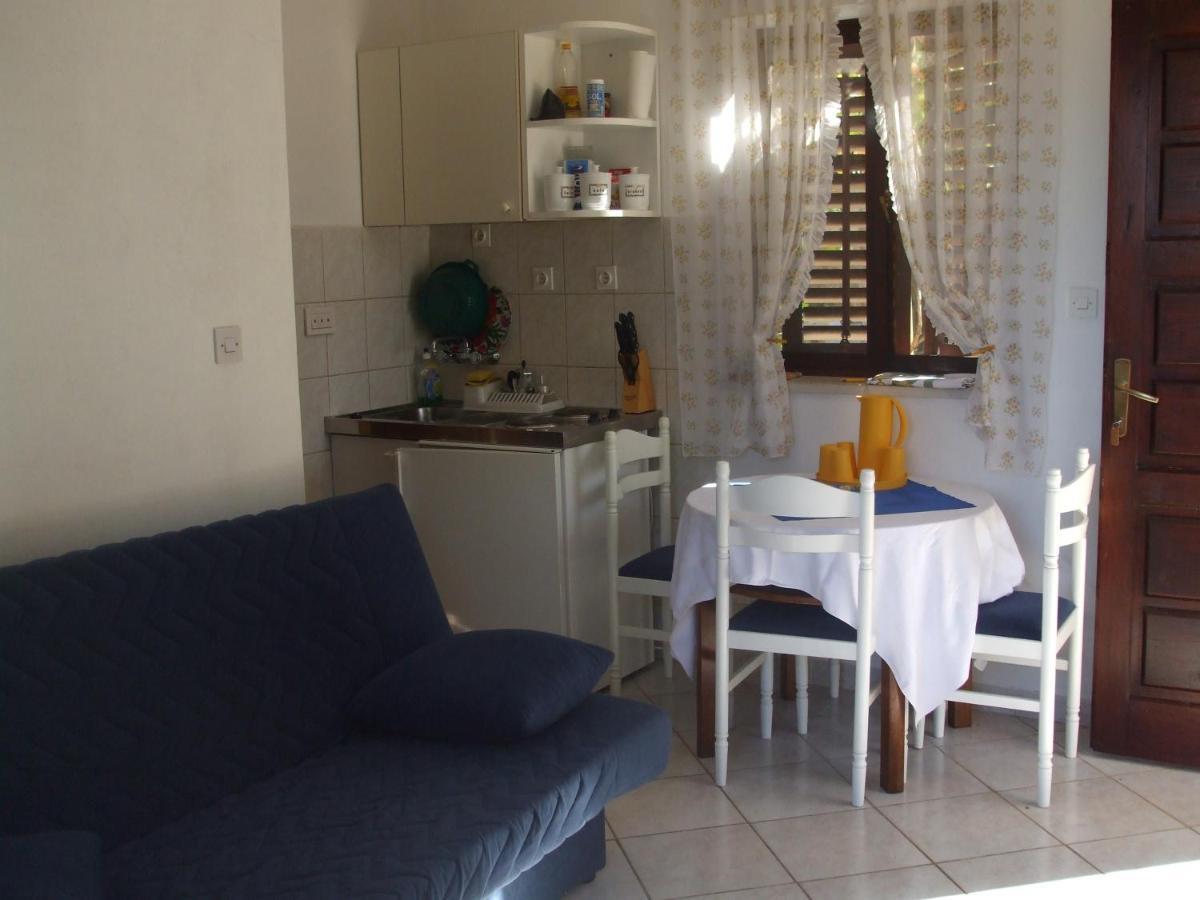 Apartments Marina 수페타르 객실 사진